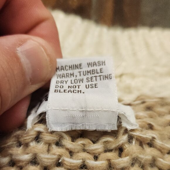 VINTAGE WOMENS SWEATER VEST - Picture 6 of 6